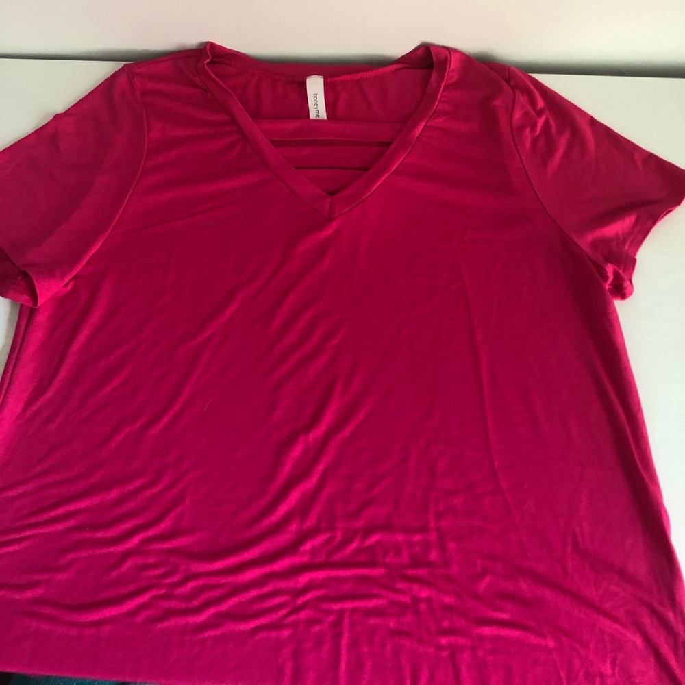 Brand new Honeyme T in dark pink